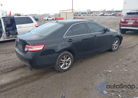 2010 Toyota Camry z USA, uszkodzony, nr VIN 4T1BF3EK2AU516076